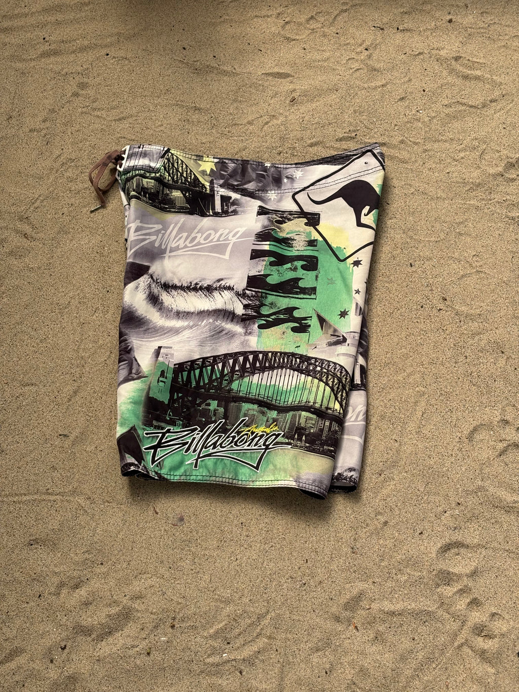 Billabong Australia Boardshorts 32