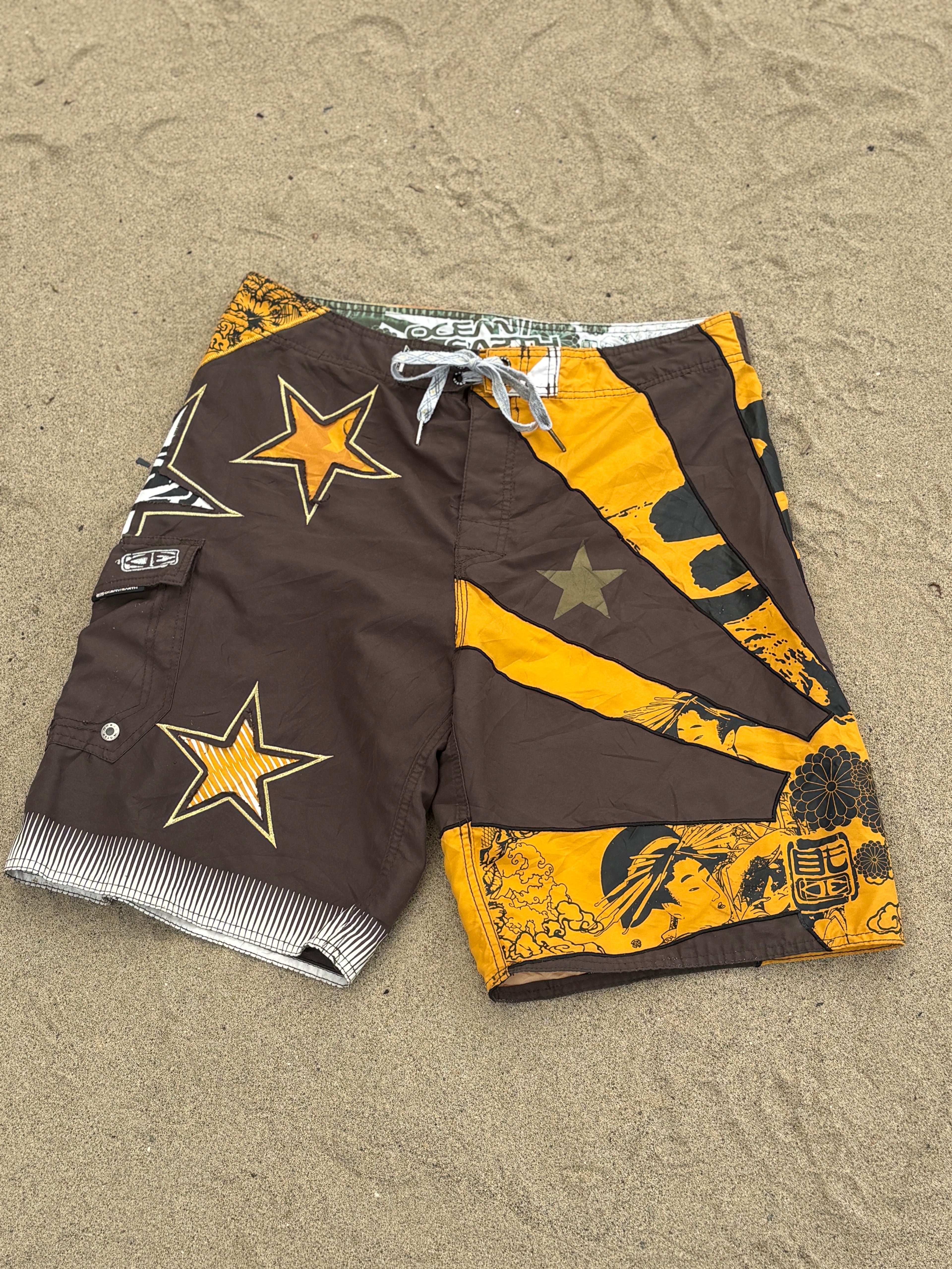 Ocean Earth Rising Sun board shorts L