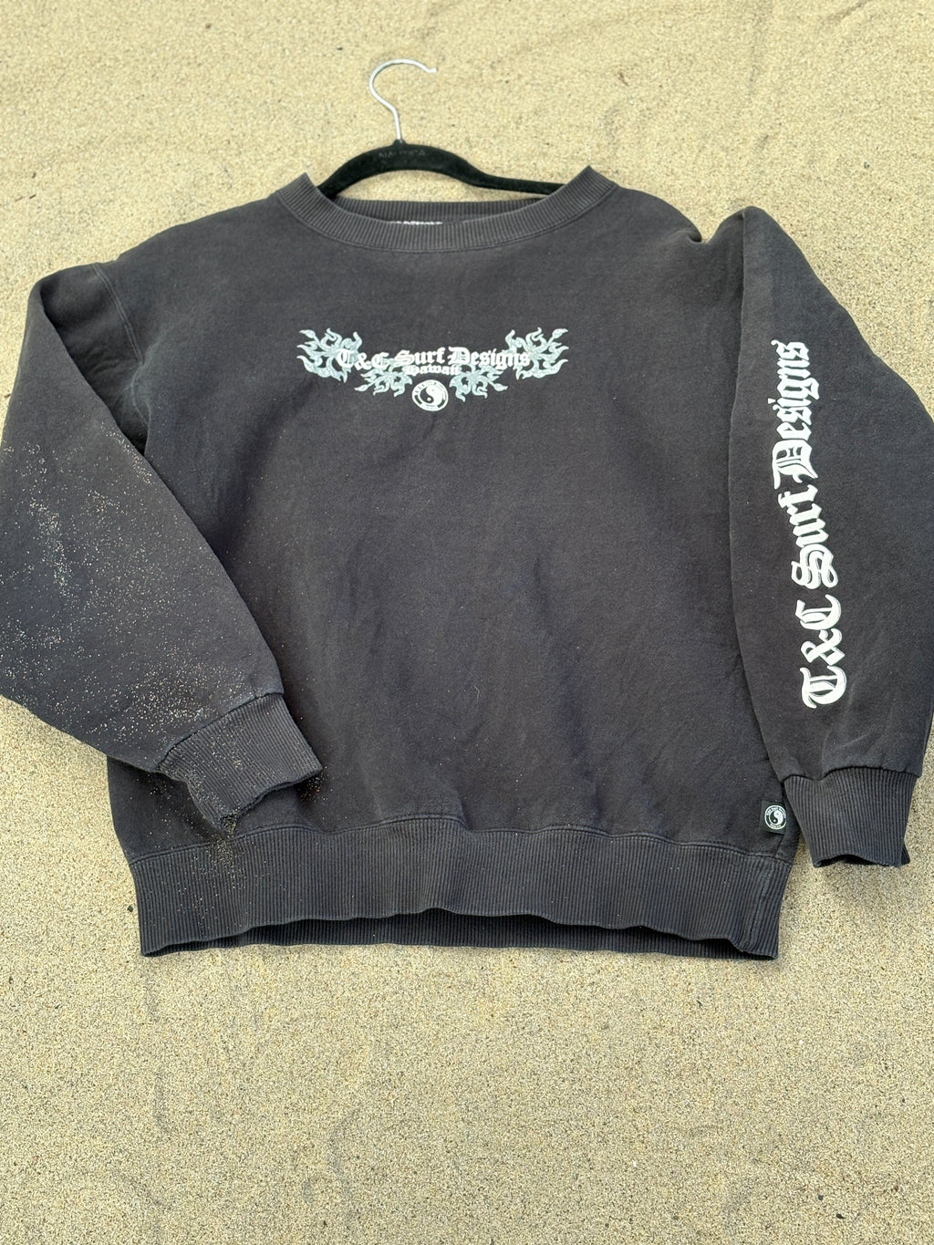 T&C Dragon Crewneck Sweater M