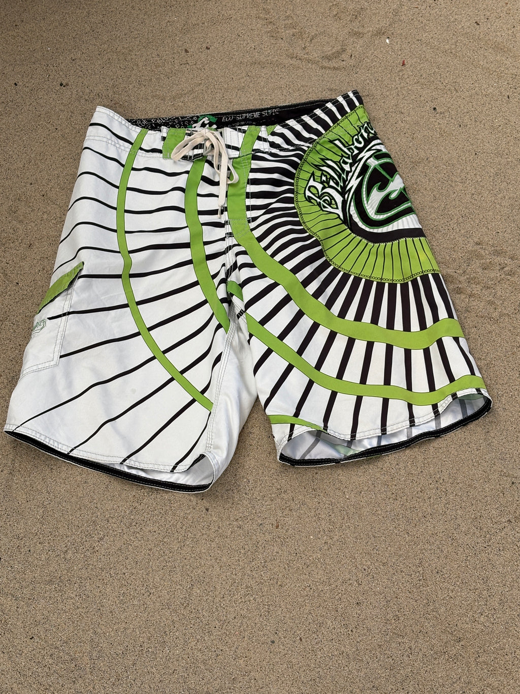 Billabong Eco Supreme board shorts 32