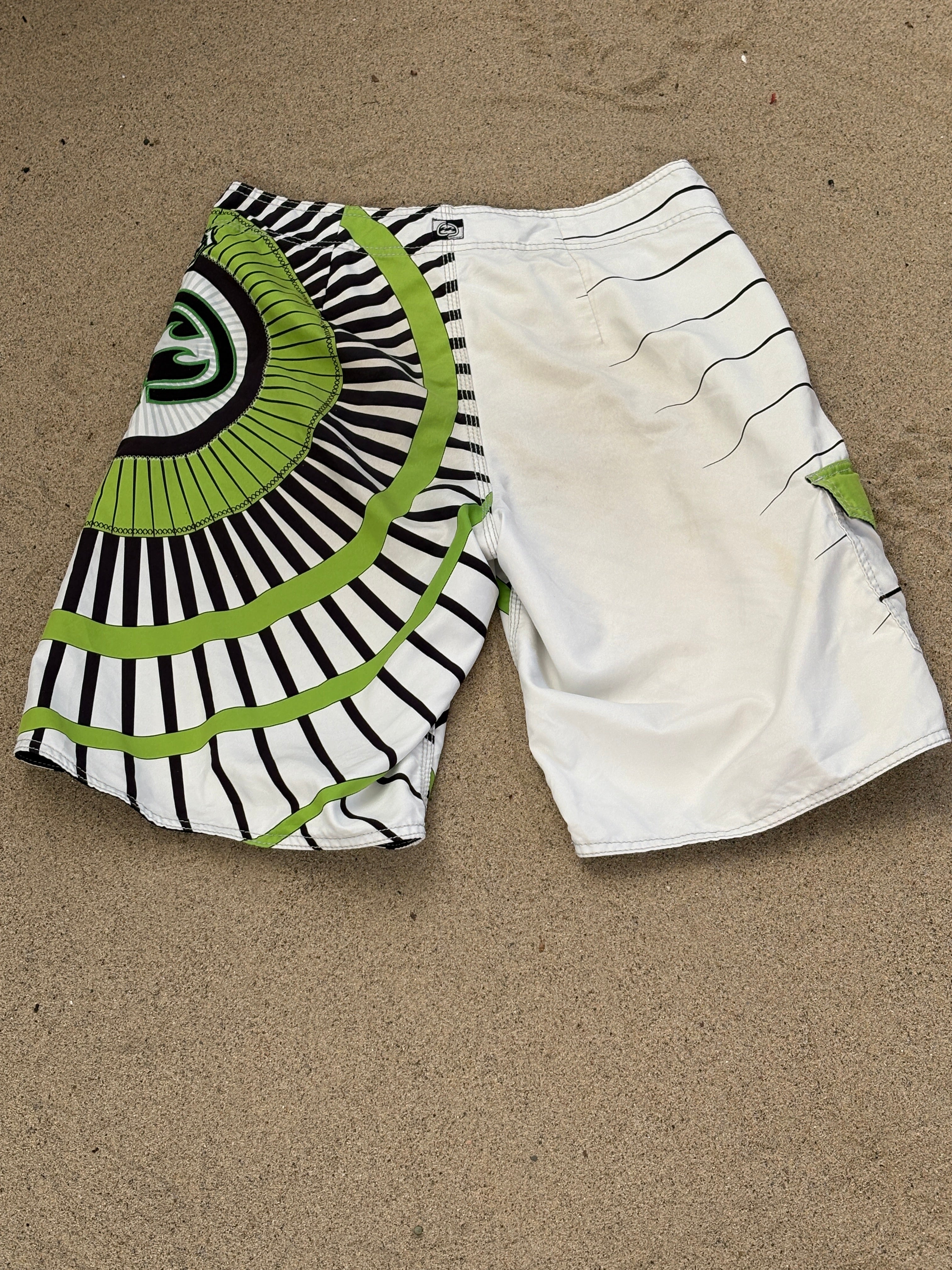 Billabong Eco Supreme board shorts 32