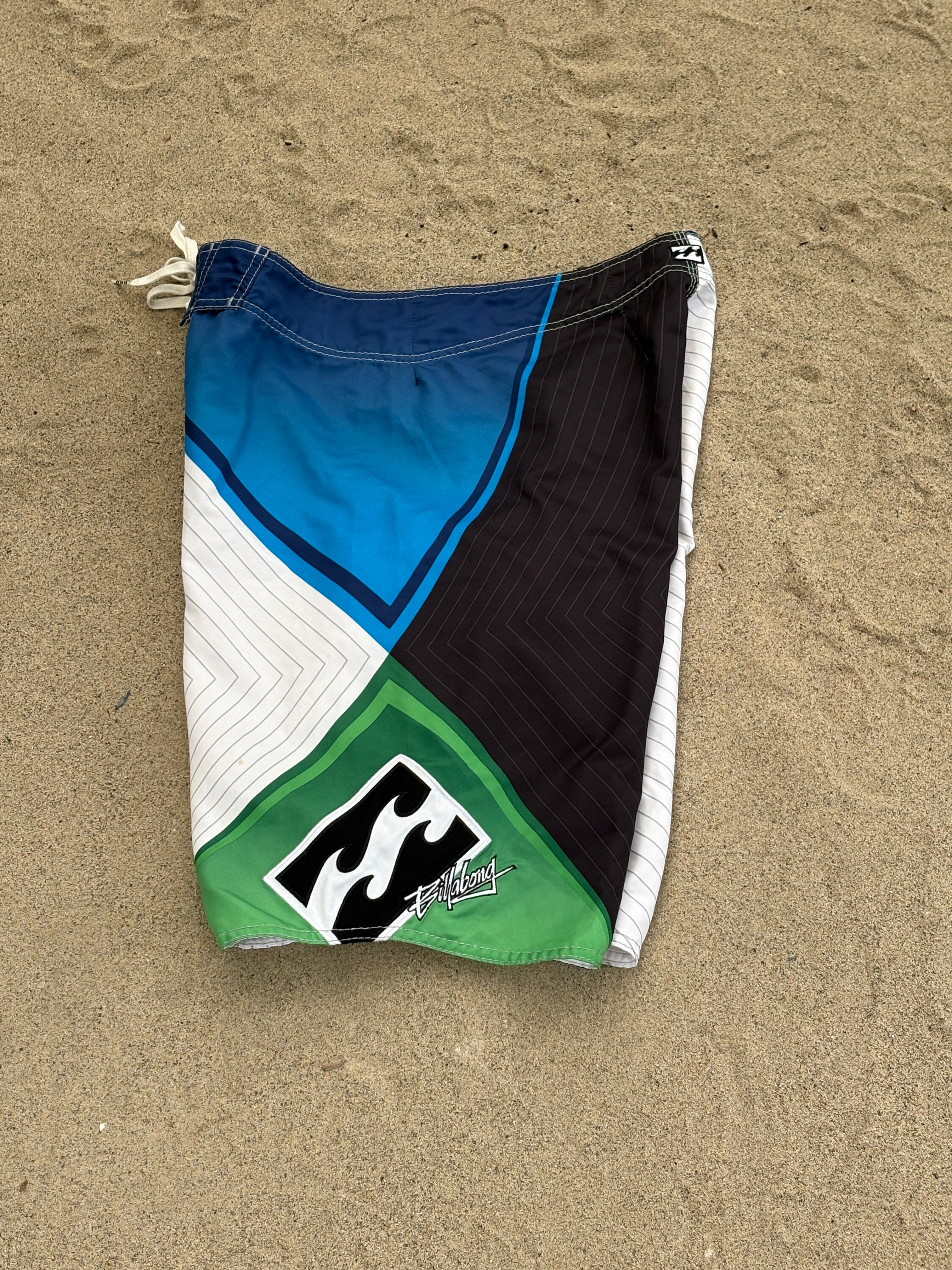Billabong Andy Irons Airlite Boardshorts 32