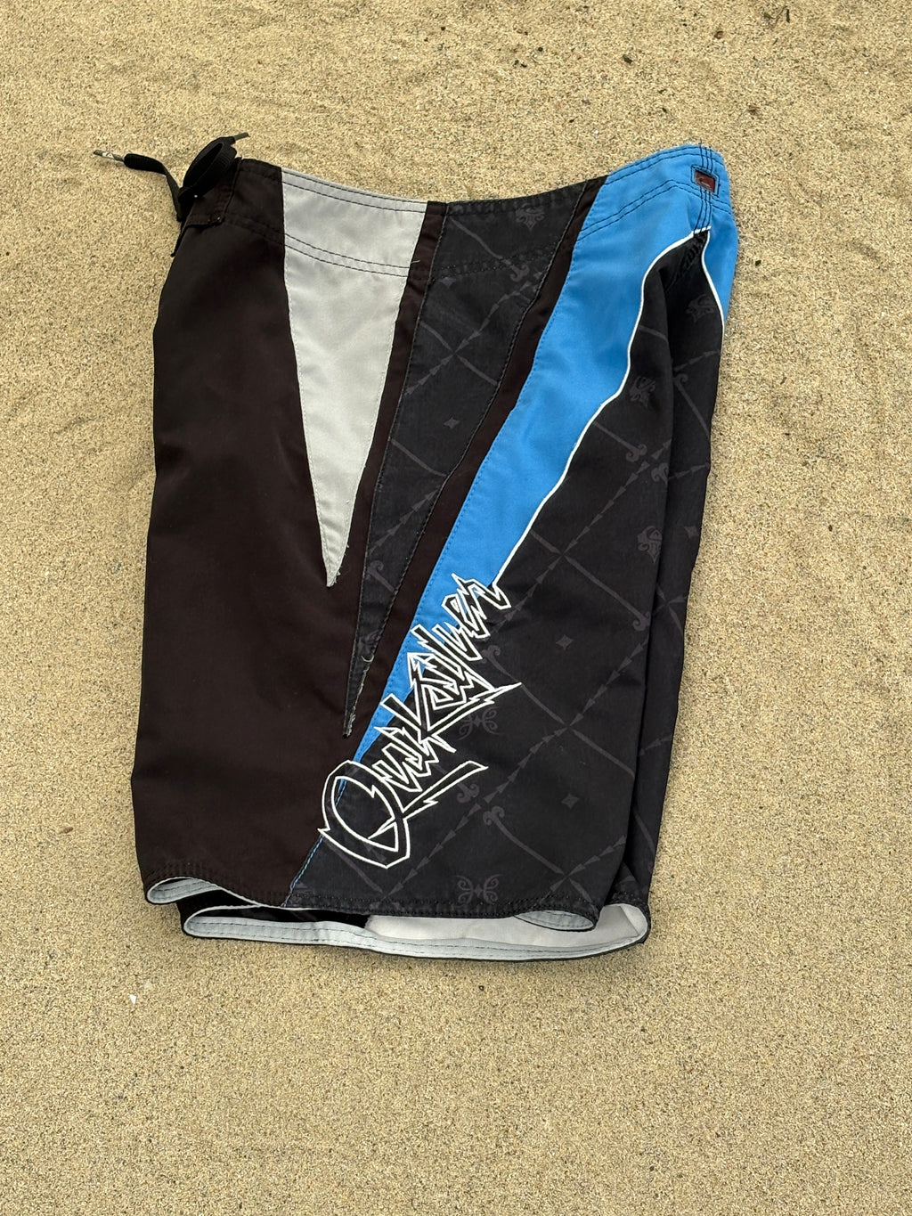 Quiksilver boardshorts 28