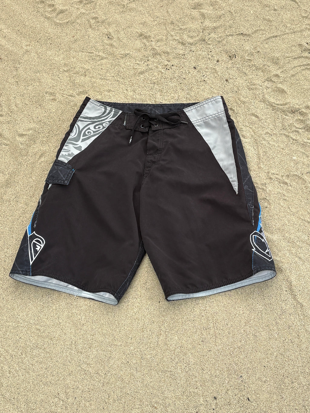 Quiksilver boardshorts 28